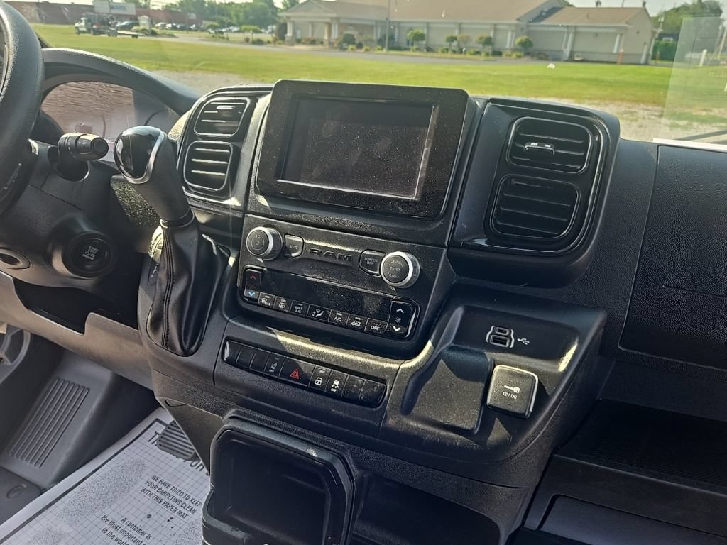 Used 2023 RAM ProMaster 3500 w/ Lane Management Group FWD image 2