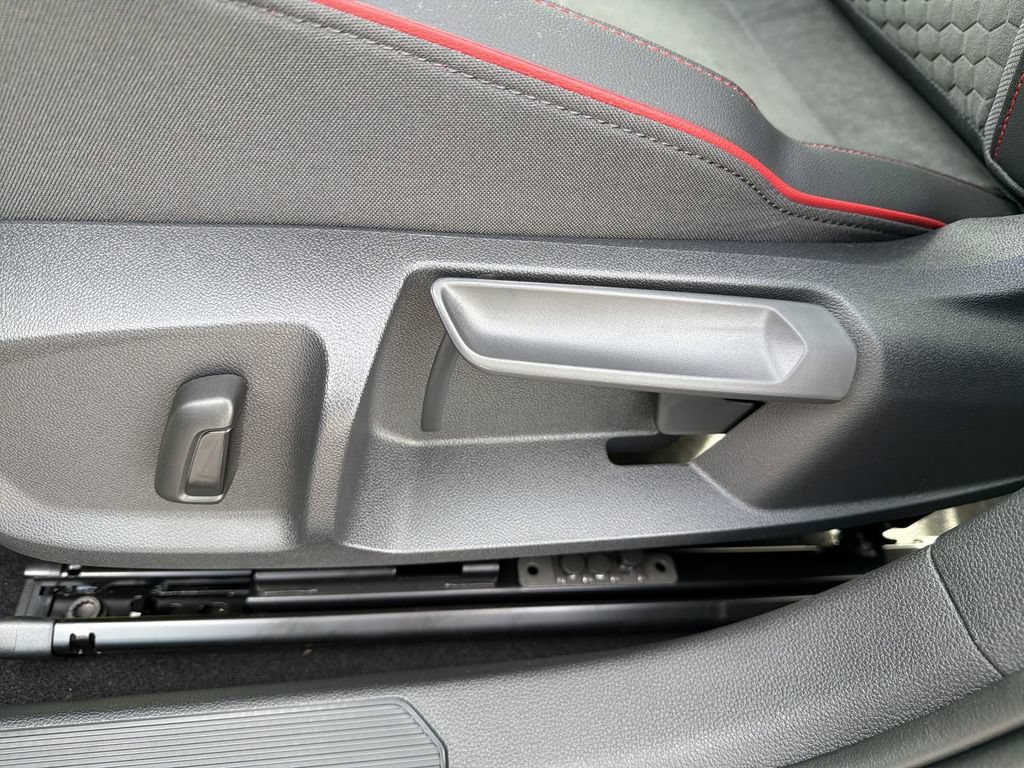 New 2026 Volkswagen GTI SE FWD image 19