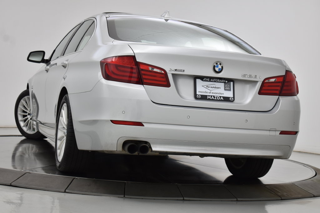 Used 2013 BMW 528i xDrive Sedan AWD/4WD image 7