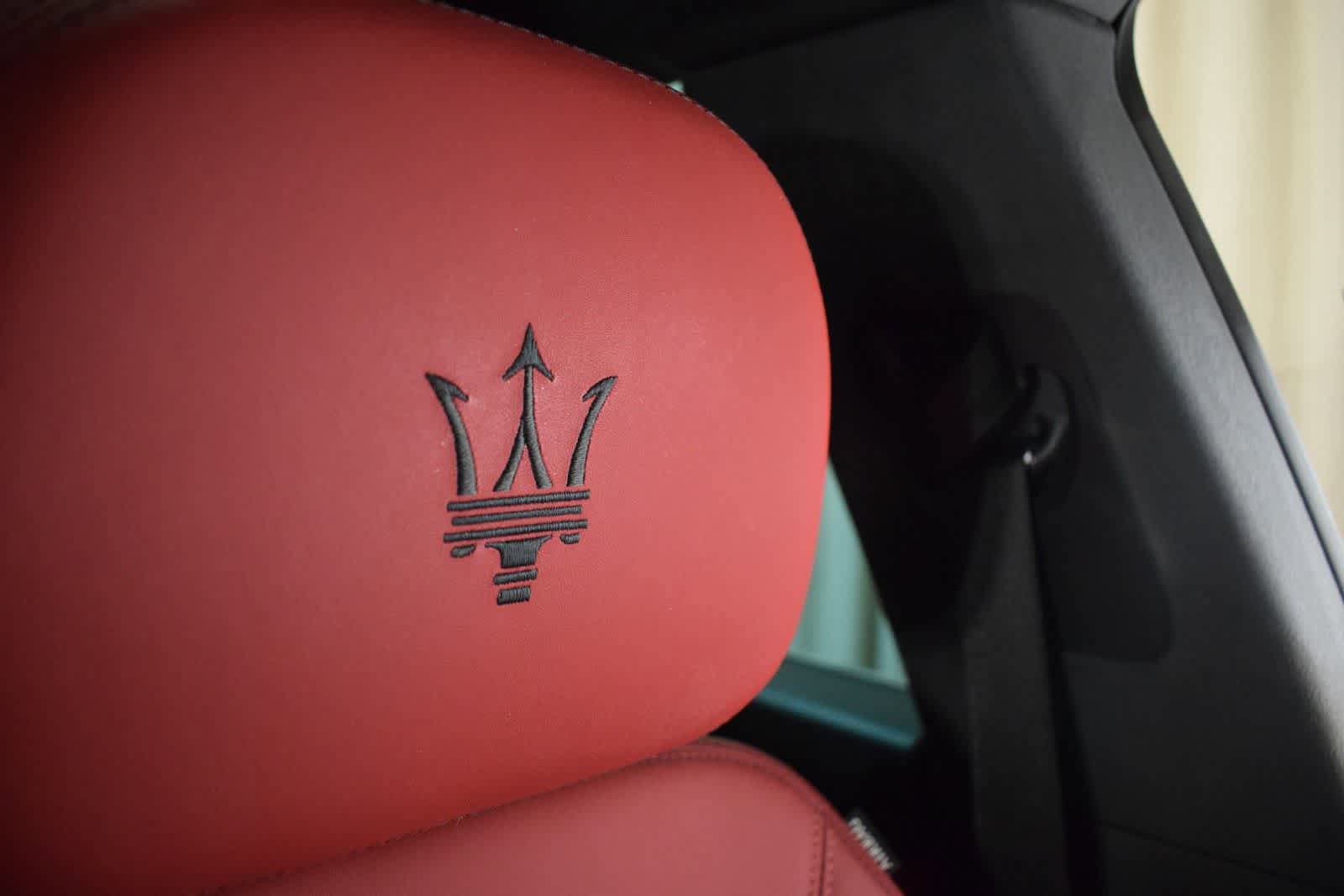 Certified 2022 Maserati Levante Modena AWD/4WD image 35
