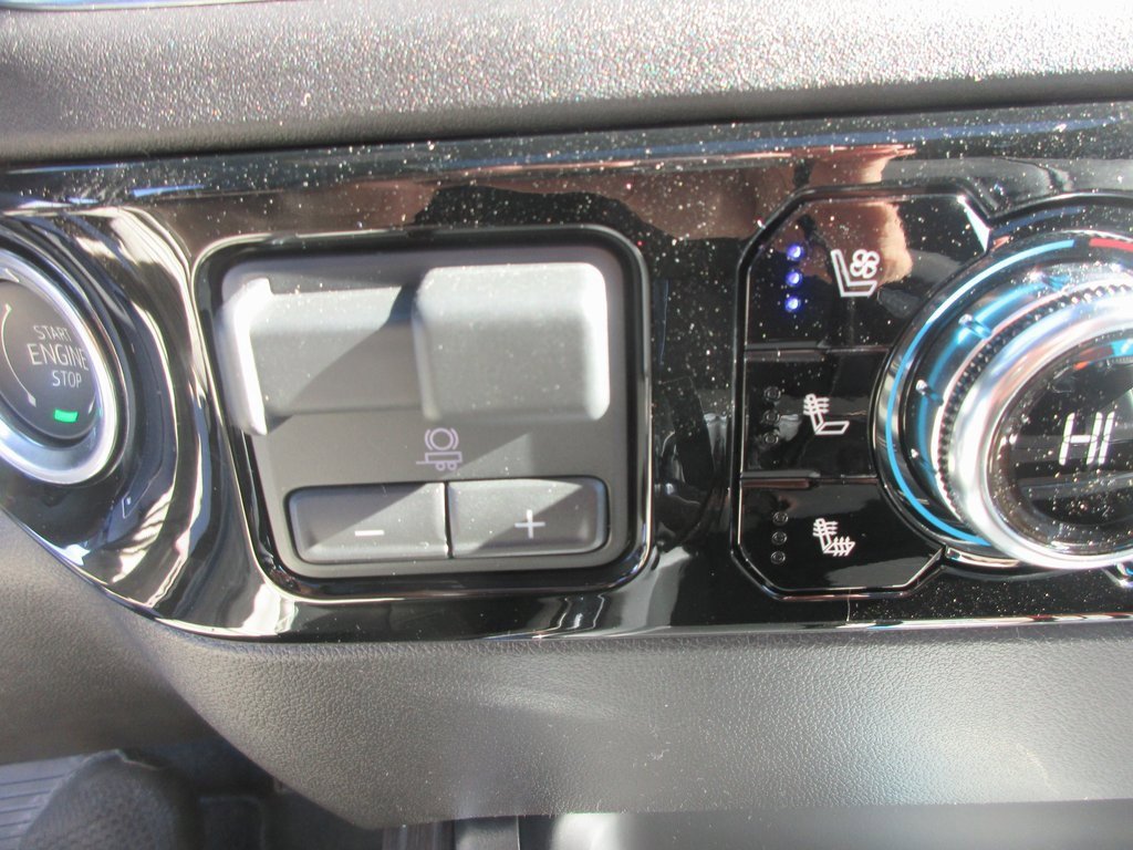 New 2026 GMC Sierra 2500 SLT w/ SLT Premium Package image 22