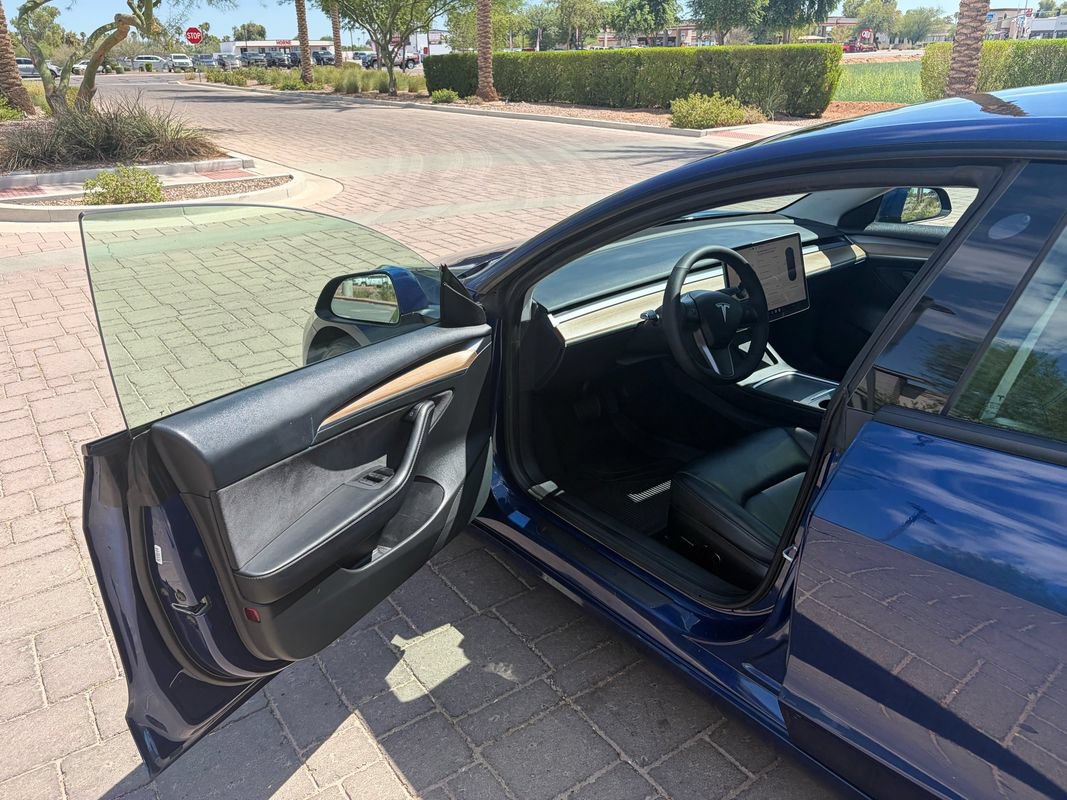 Used 2023 Tesla Model 3 Standard Range RWD image 8