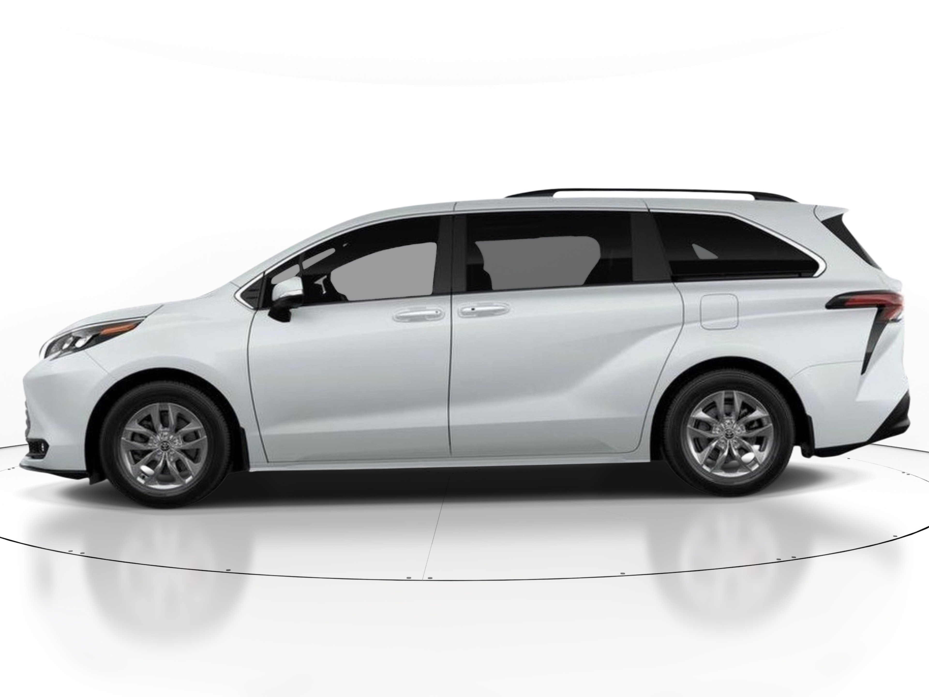 New 2026 Toyota Sienna XLE FWD image 4