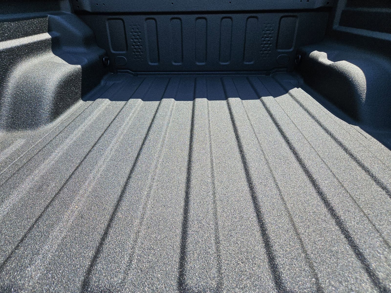 New 2025 Jeep Gladiator Sport image 24