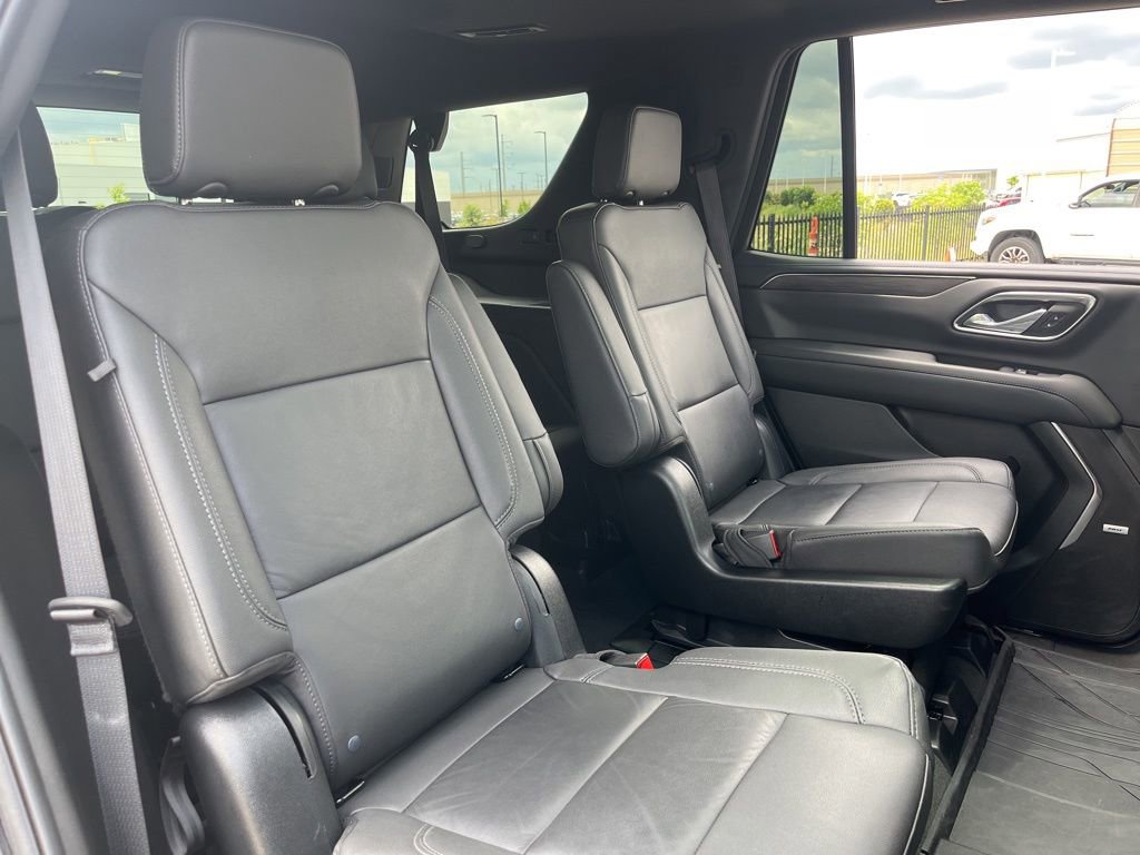 Used 2024 Chevrolet Tahoe Z71 w/ Luxury Package AWD/4WD image 28