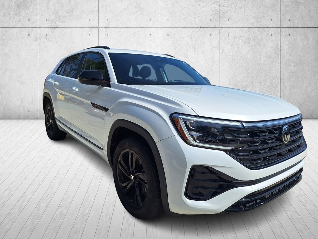 Used 2025 Volkswagen Atlas Cross Sport SEL R-Line image 6