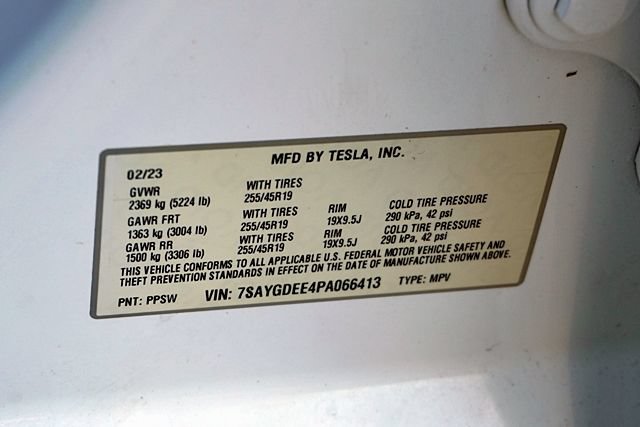 Used 2023 Tesla Model Y Long Range AWD/4WD image 41