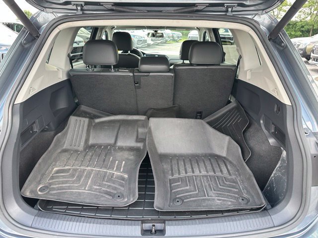 Used 2018 Volkswagen Tiguan SEL AWD/4WD image 36