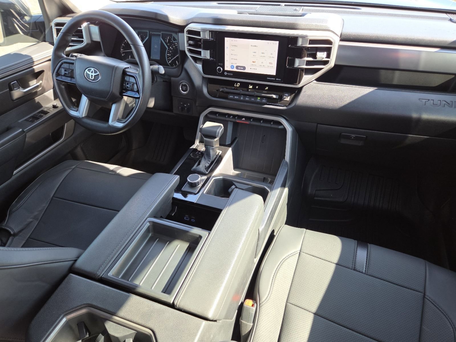 Used 2022 Toyota Tundra SR5 w/ Convenience Package image 24