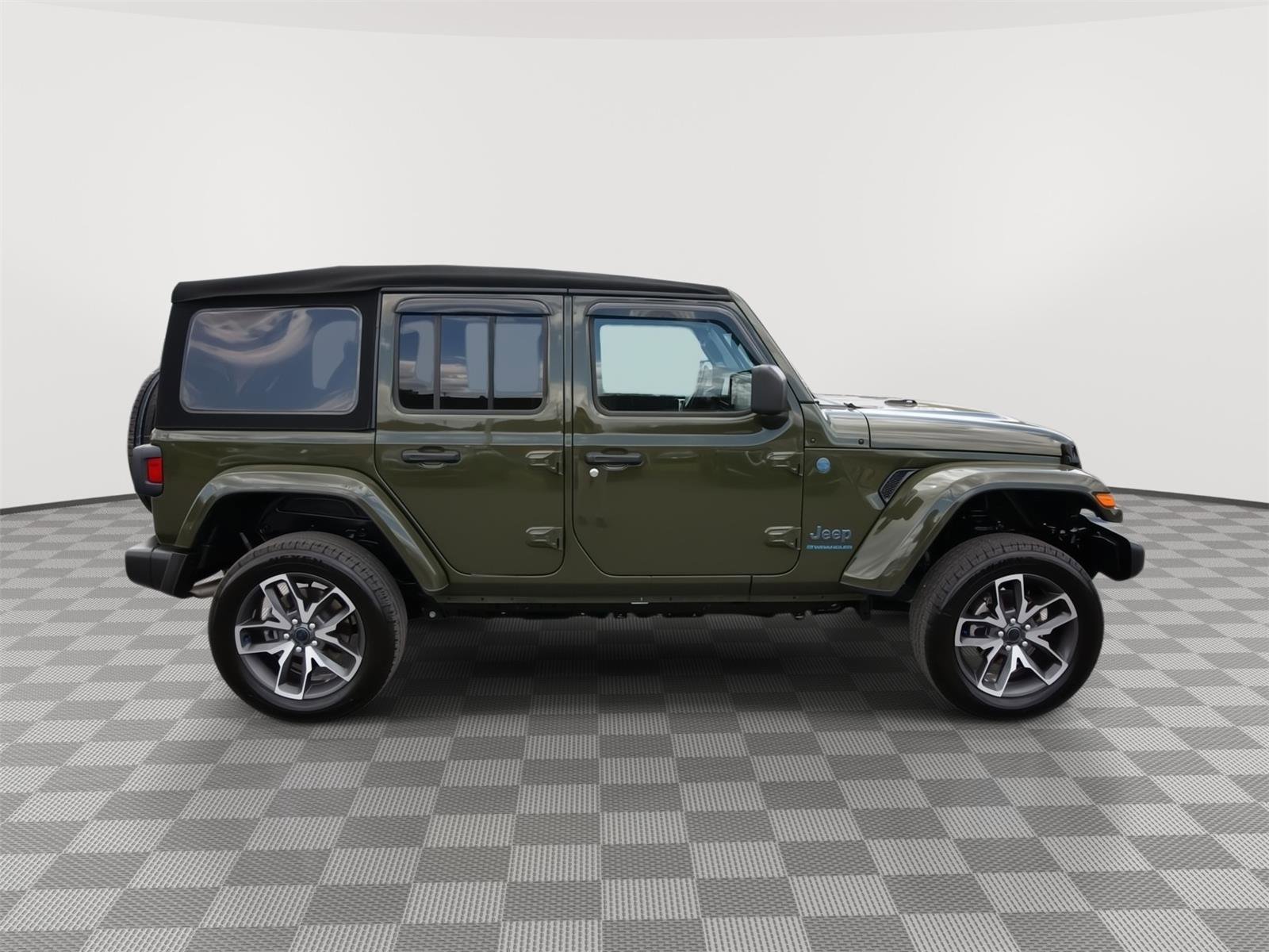 Used 2024 Jeep Wrangler Sport S w/ Convenience Group image 4