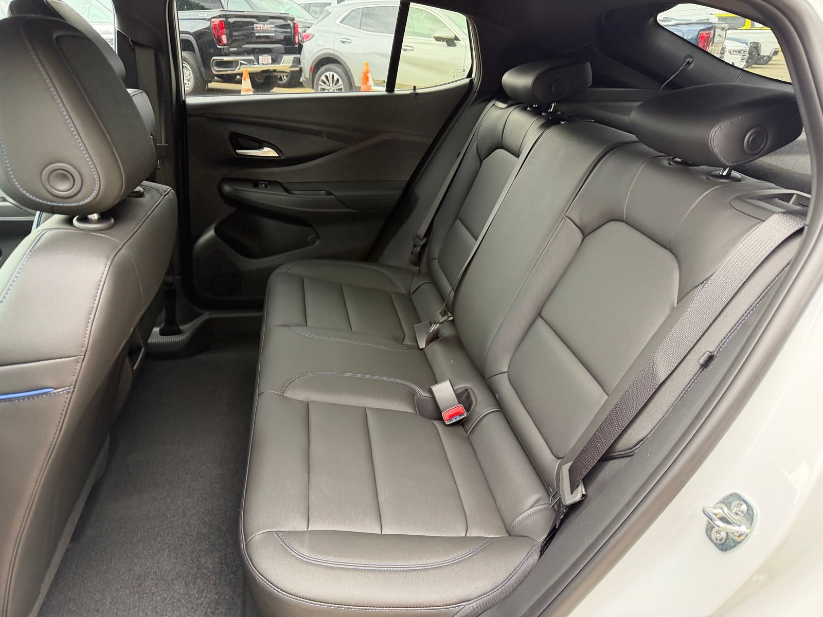 New 2026 Buick Envista Sport Touring w/ Convenience I Package FWD image 5
