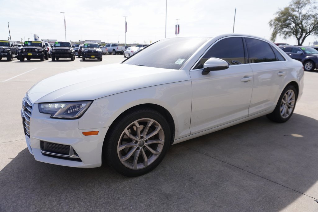 Used 2019 Audi A4 2.0T Premium w/ Convenience Package image 3