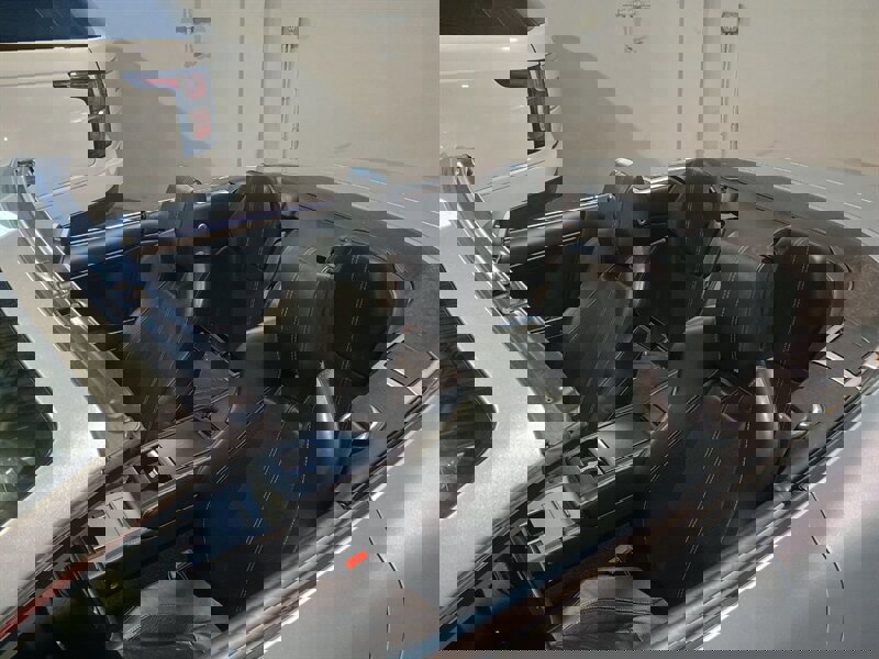 Used 2009 Aston Martin DB9 Volante image 16