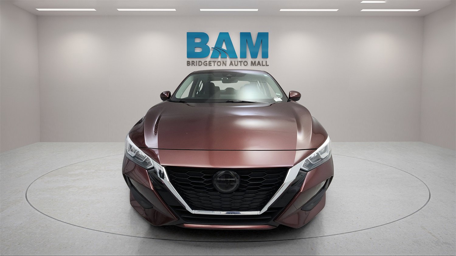 Used 2022 Nissan Sentra SV image 2