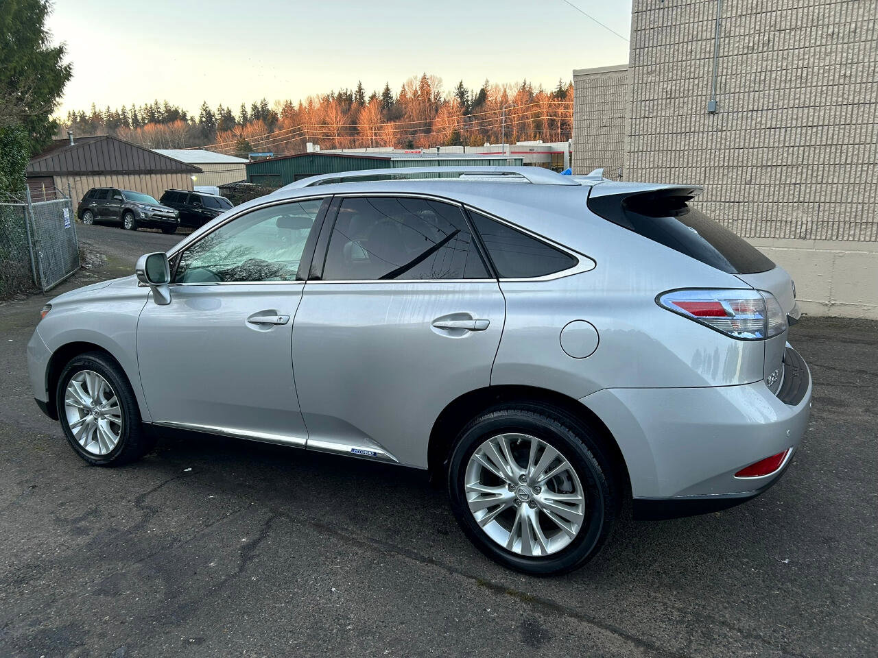 Used 2011 Lexus RX 450h AWD image 7