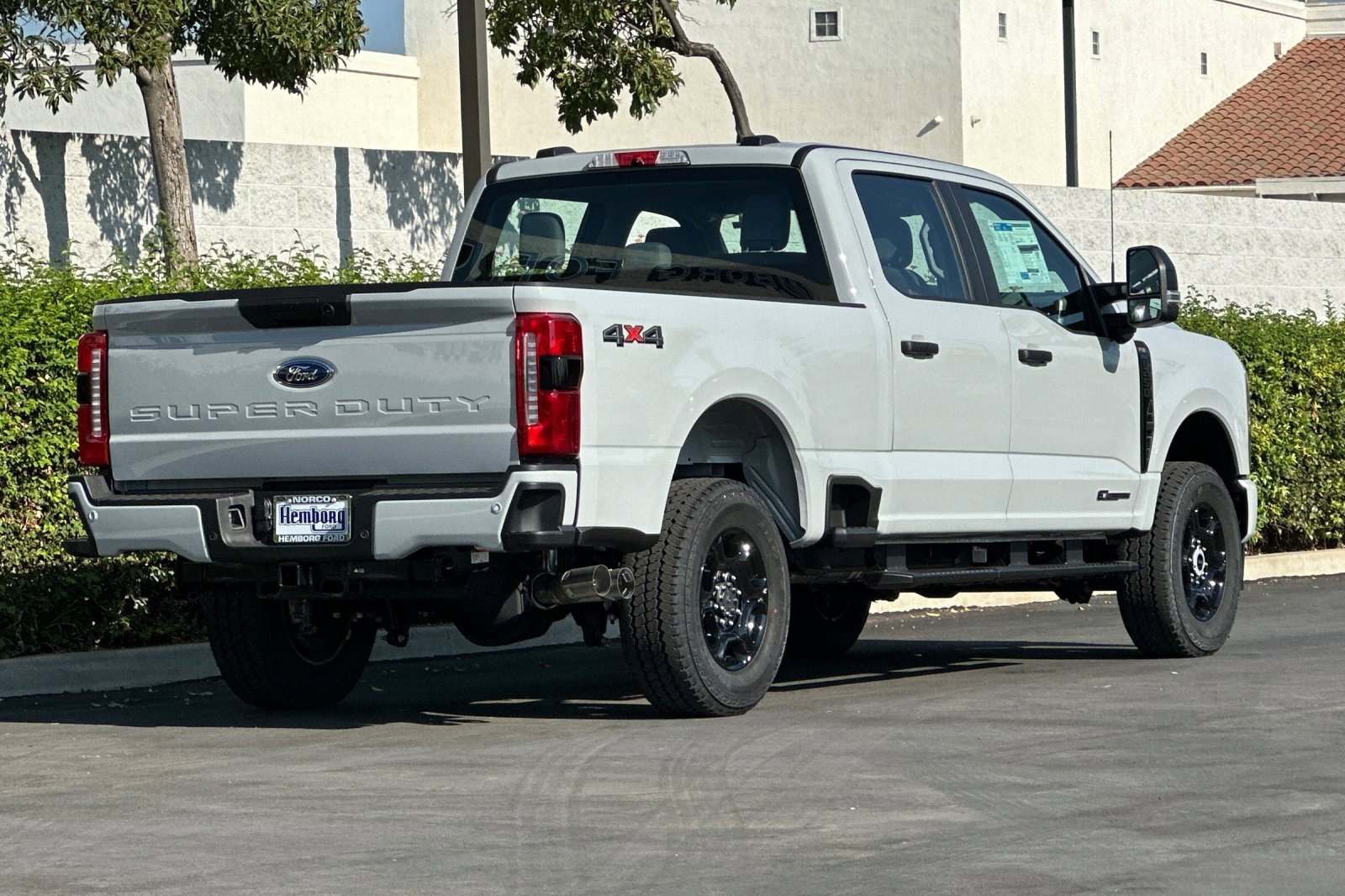 New 2026 Ford F250 4x4 Crew Cab Super Duty image 4