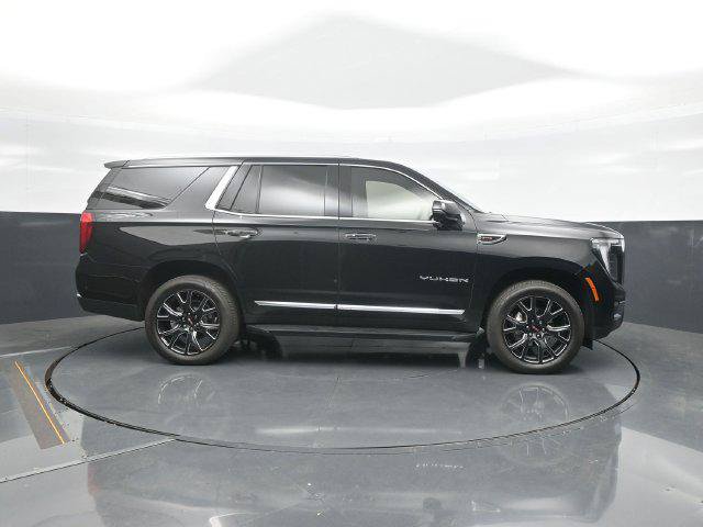 Used 2025 GMC Yukon Elevation w/ LPO, Floor Liner Package RWD image 8