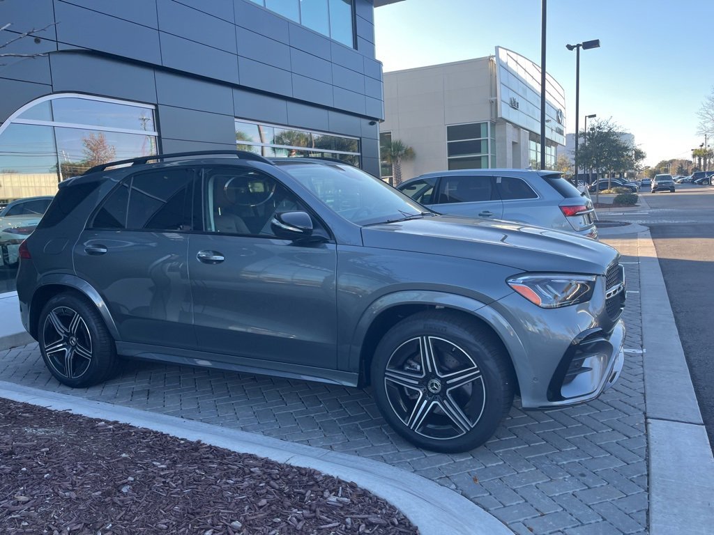 Certified 2025 Mercedes-Benz GLE 350 4MATIC image 5