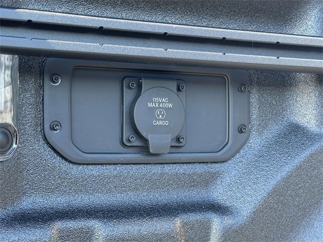 New 2026 RAM 1500 4x4 Crew Cab image 21