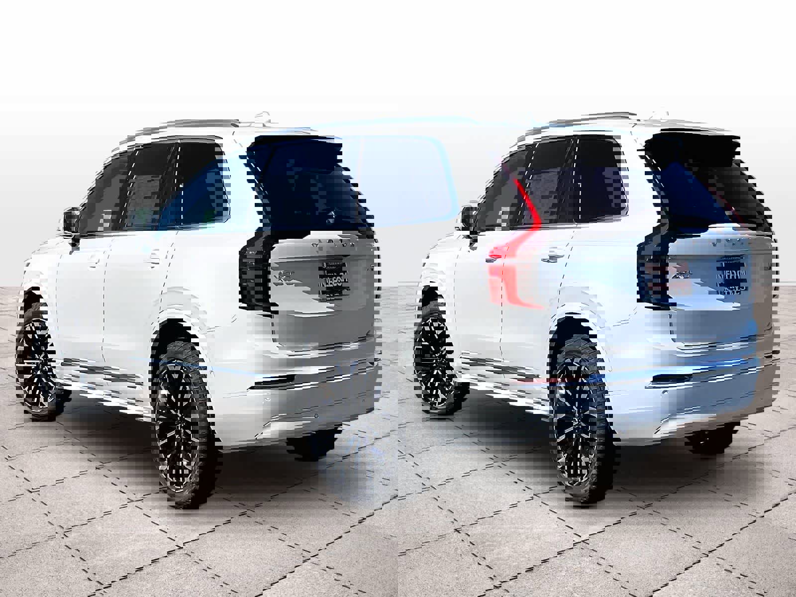 New 2026 Volvo XC90 B6 Ultra w/ Protection Package AWD/4WD image 3