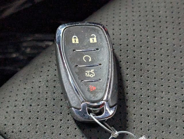 Used 2022 Chevrolet Camaro ZL1 RWD image 24