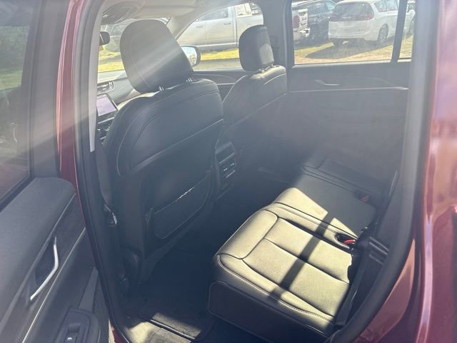 Used 2023 Jeep Grand Cherokee Limited AWD/4WD image 11