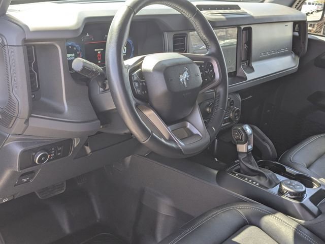 Used 2025 Ford Bronco Badlands image 11