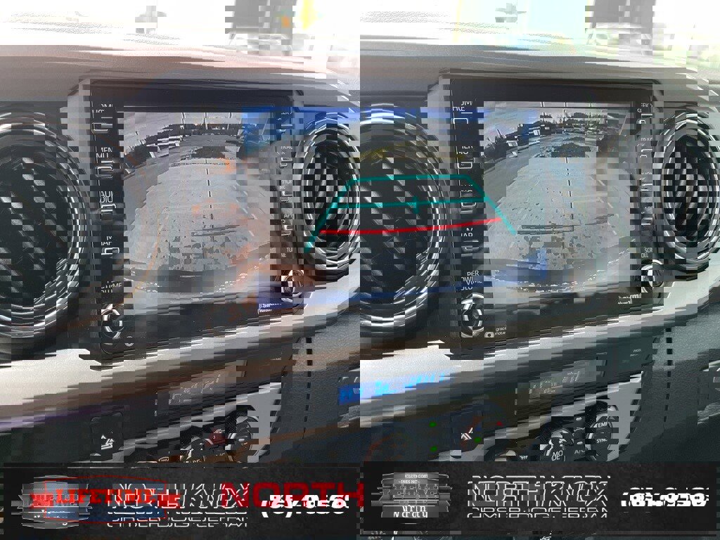 Used 2023 Toyota Tacoma SR image 10