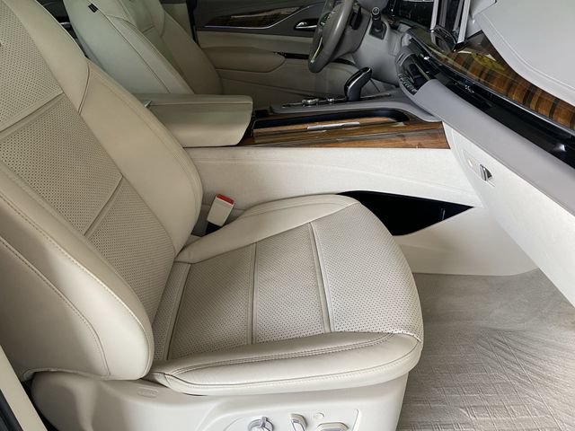Used 2021 Cadillac Escalade Sport Platinum AWD/4WD image 10