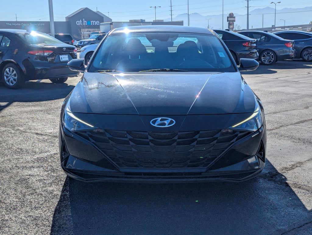 Used 2023 Hyundai Elantra SE image 10