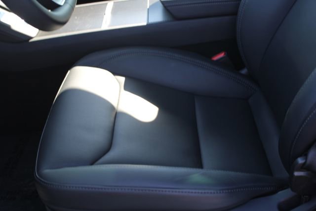 Used 2025 Tesla Model 3 Long Range image 27