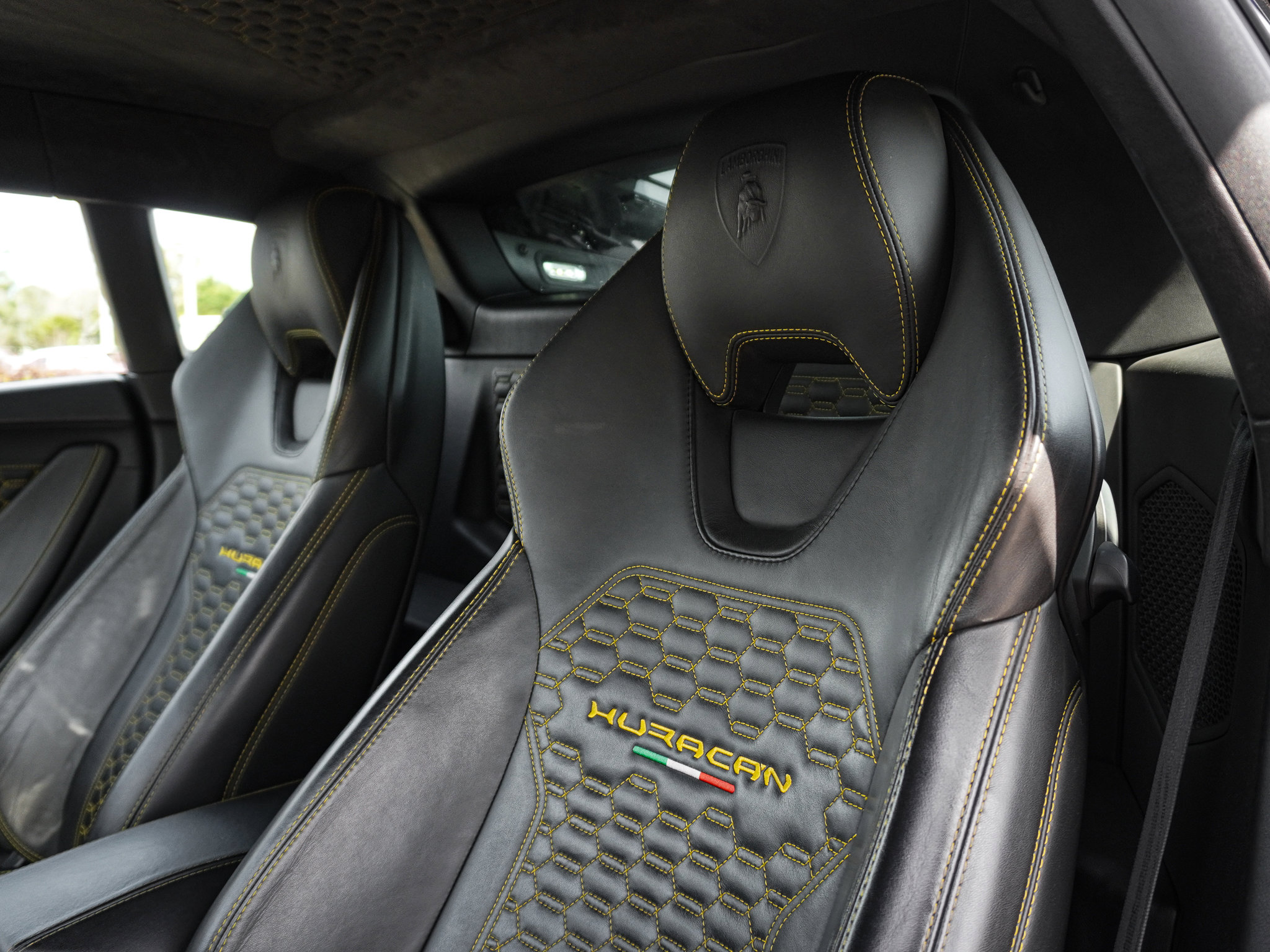 Used 2017 Lamborghini Huracan LP 610-4 image 18