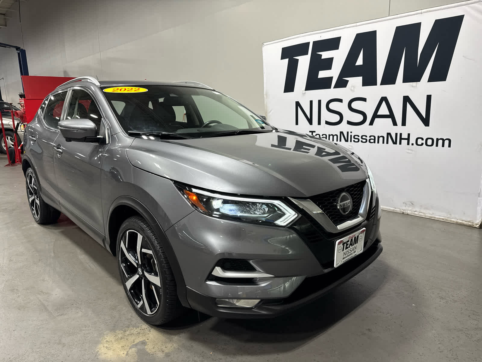 Used 2022 Nissan Rogue Sport SL w/ Premium Package