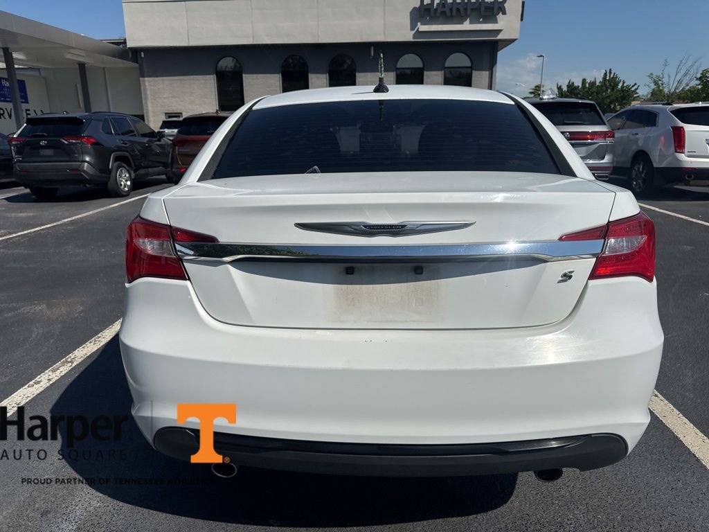 Used 2014 Chrysler 200 Touring w/ 200 S Group FWD image 4