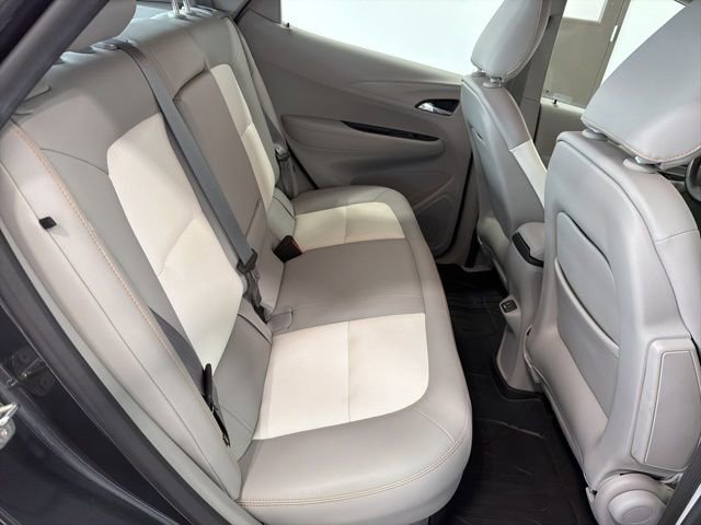 Used 2020 Chevrolet Bolt Premier w/ Infotainment Package image 23