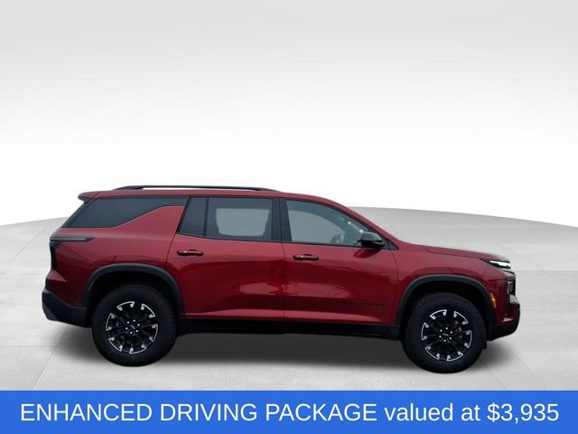 New 2026 Chevrolet Traverse Z71 w/ Enhanced Driving Package image 2