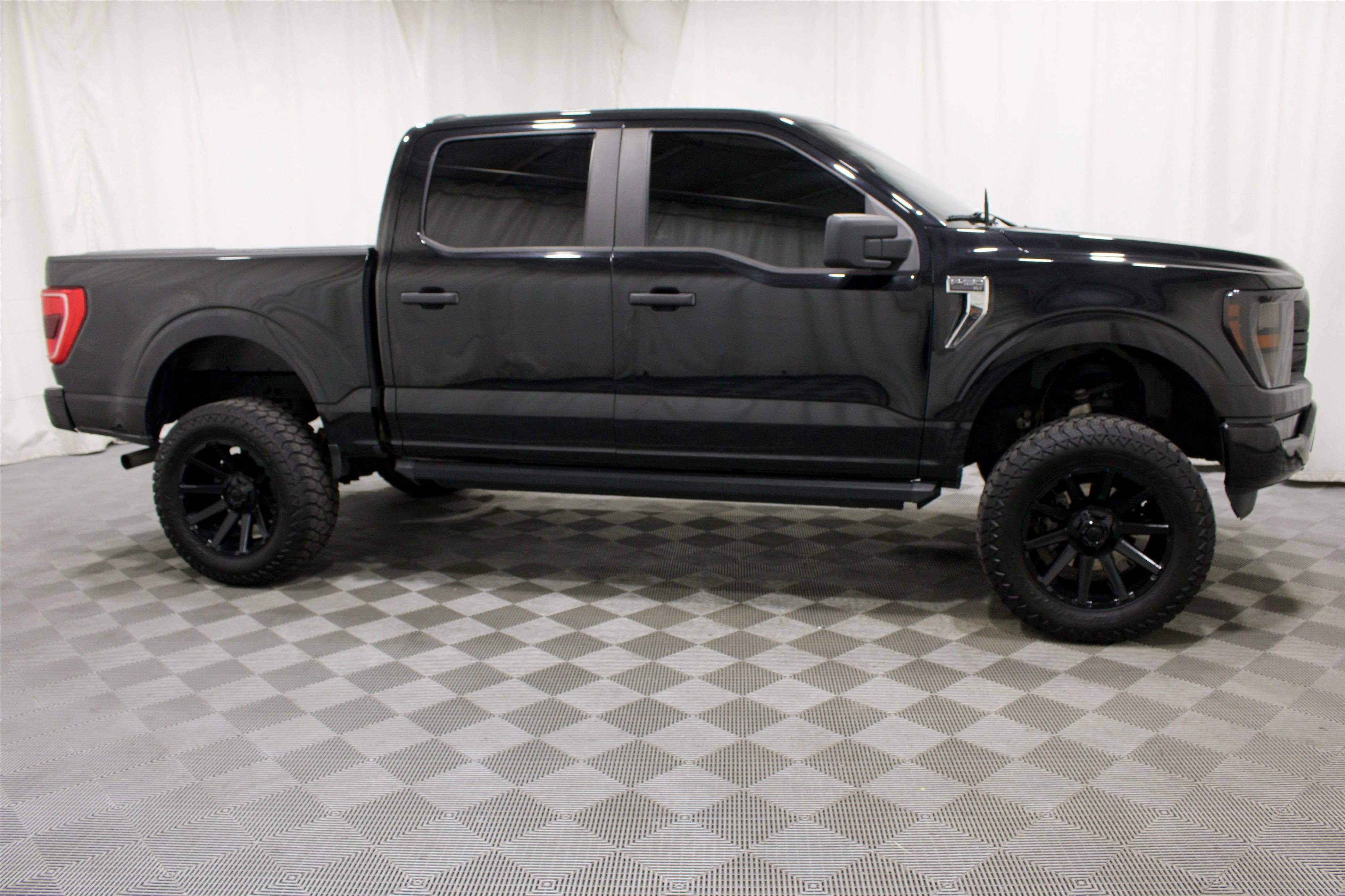Used 2023 Ford F150 XLT AWD/4WD image 29