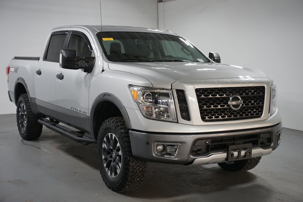 Used 2018 Nissan Titan PRO-4X w/ Pro-4x Utility Package image 3