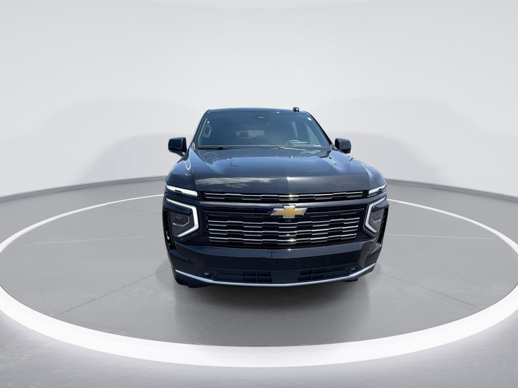 New 2026 Chevrolet Suburban High Country AWD/4WD image 3