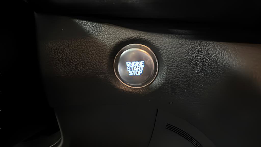 Used 2023 Hyundai Santa Fe SEL image 20