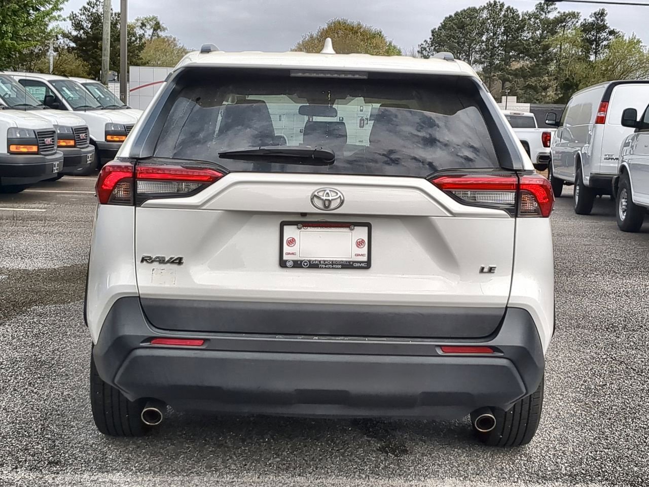 Used 2019 Toyota RAV4 LE image 7