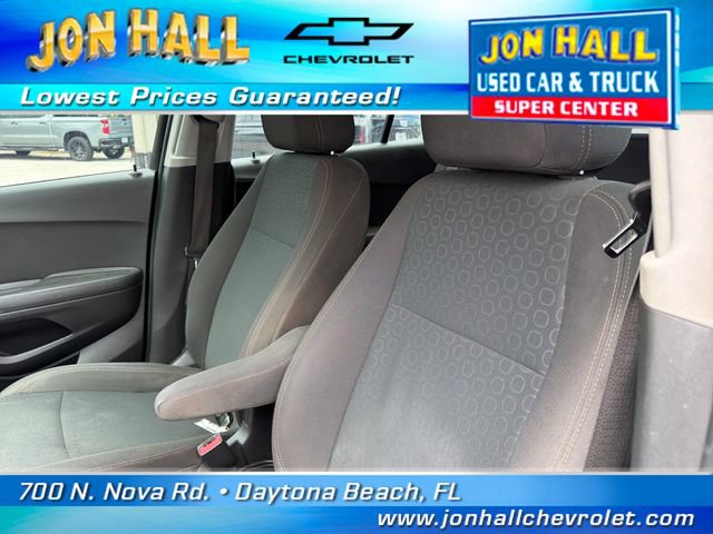 Used 2021 Chevrolet Trax LS FWD image 16