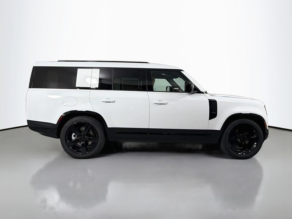 New 2026 Land Rover Defender 130 X-Dynamic SE AWD/4WD image 4