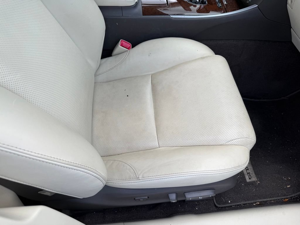 Used 2012 Lexus IS 250 w/ Premium Pkg Value Edition RWD image 16