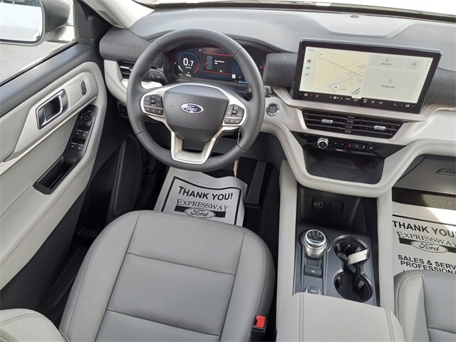 New 2026 Ford Explorer Active image 16