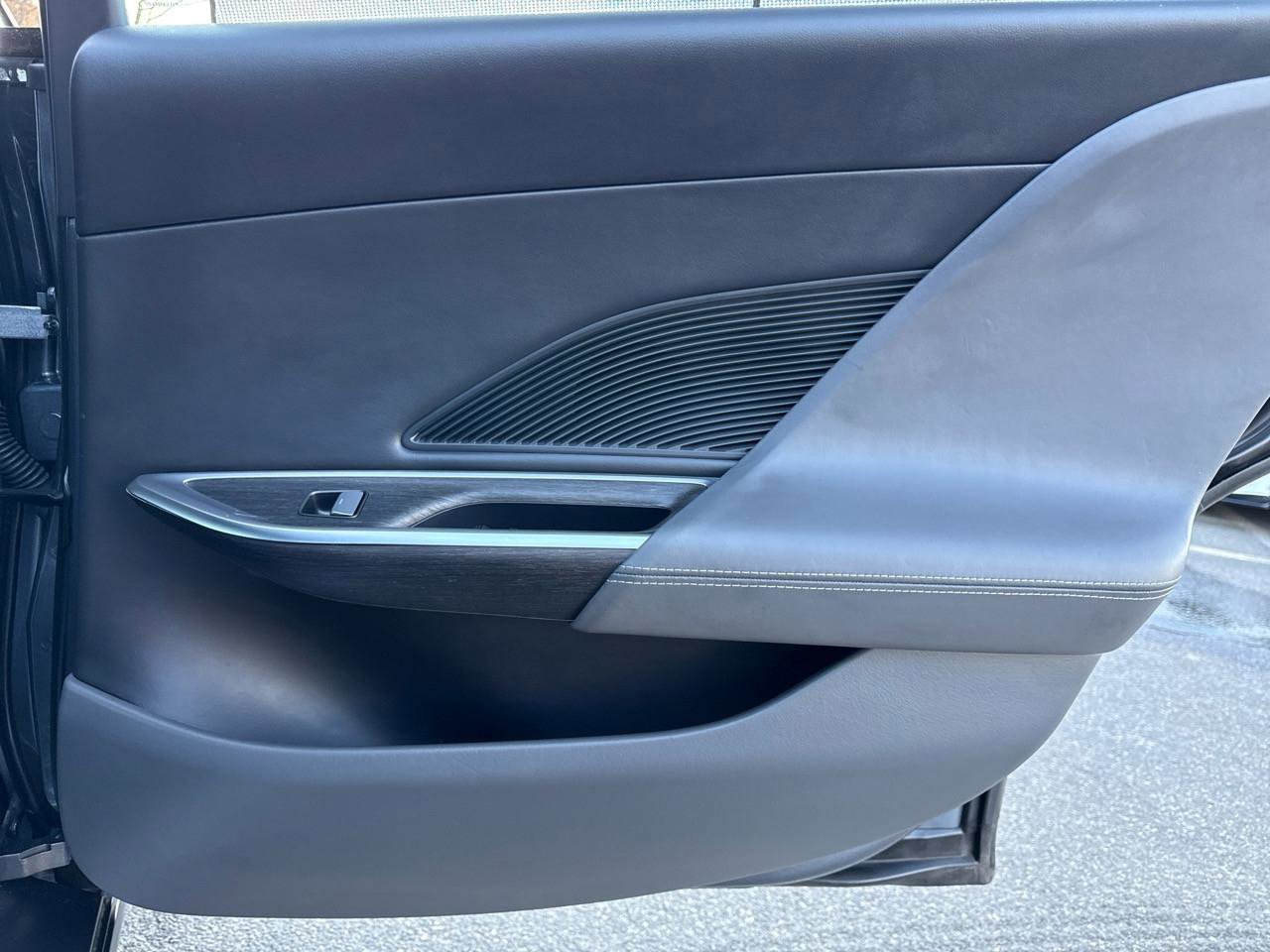 Used 2024 Lucid Air Touring image 20