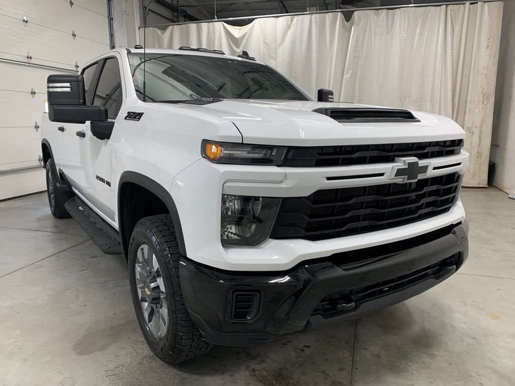 Used 2024 Chevrolet Silverado 2500 Custom w/ Custom Convenience Package AWD/4WD image 13