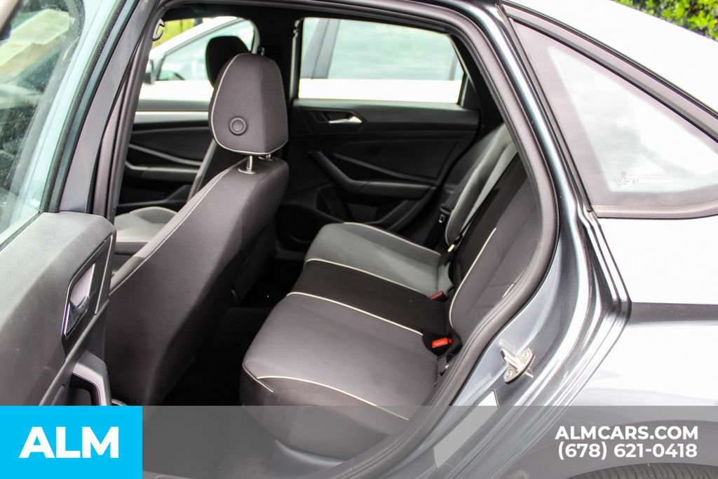 Used 2025 Volkswagen Jetta Sport FWD image 17