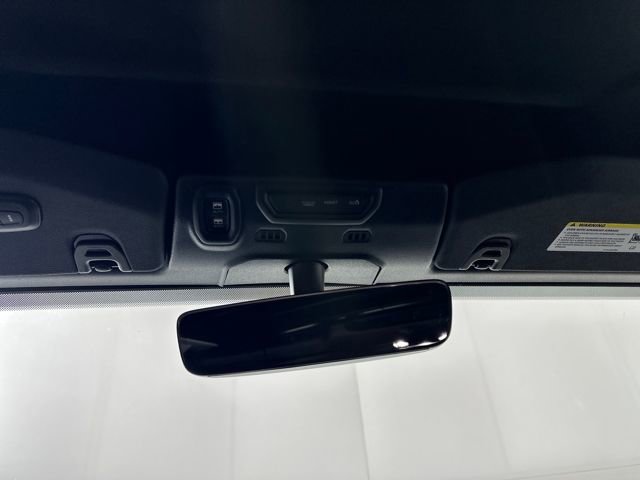 Used 2023 Jeep Wrangler Unlimited w/ Sun & Screen Package image 24