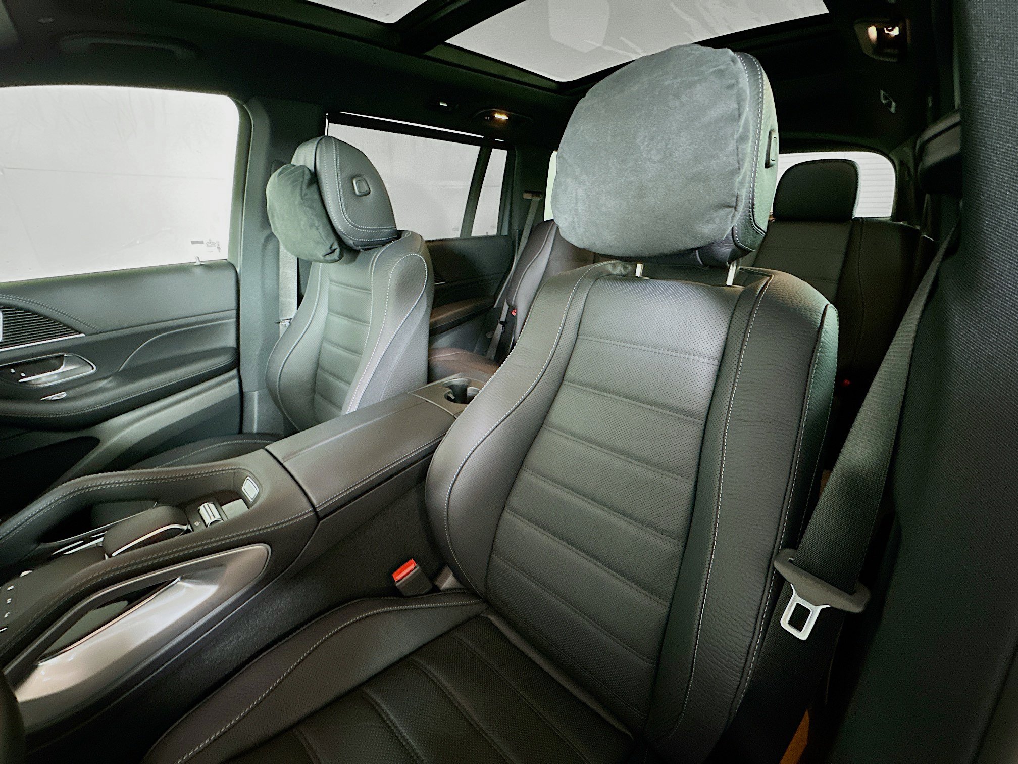 New 2026 Mercedes-Benz GLS 580 4MATIC image 22